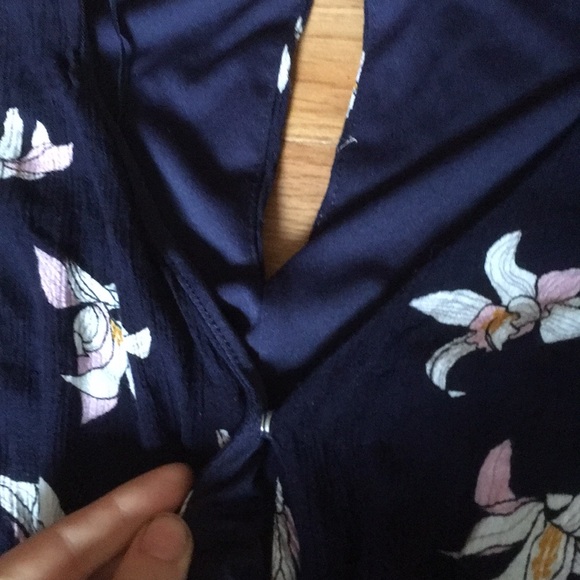 Floral Romper! - Picture 4 of 5